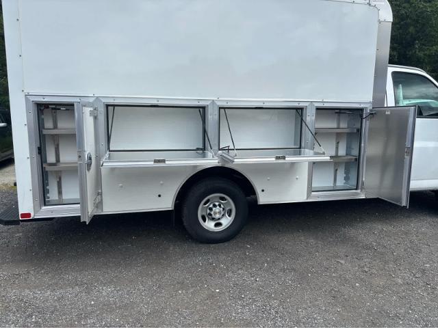 2025 Chevrolet Express Cutaway 3500 Fitchburg MA