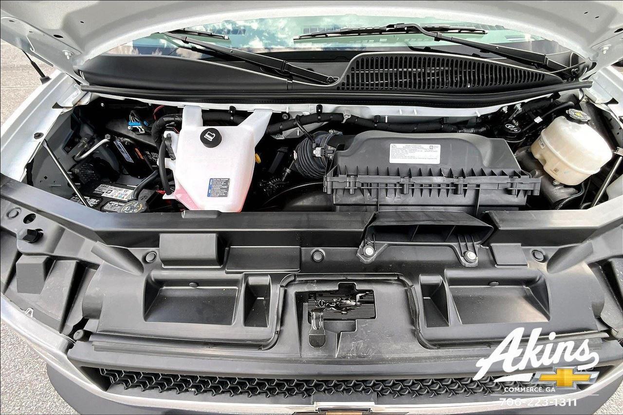 2025 Chevrolet Express Cutaway Work Van Winder GA