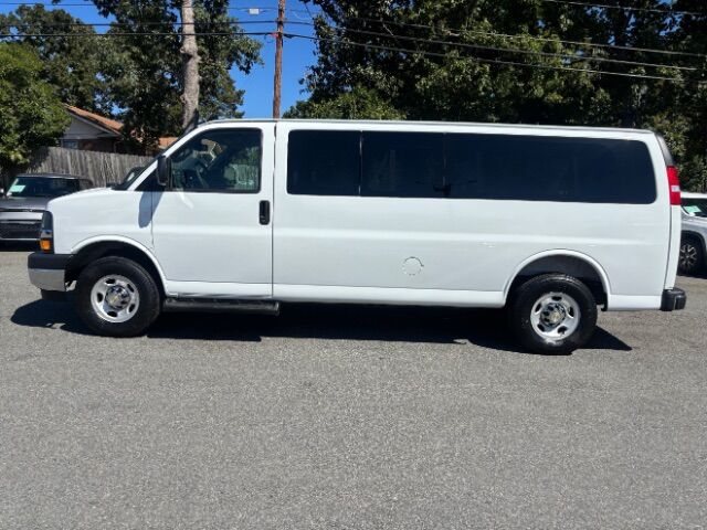 2025 Chevrolet Express Passenger RWD 3500 Extended Wheelbase LT Charlotte NC