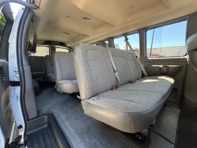 2025 Chevrolet Express Passenger RWD 3500 Extended Wheelbase LT Charlotte NC