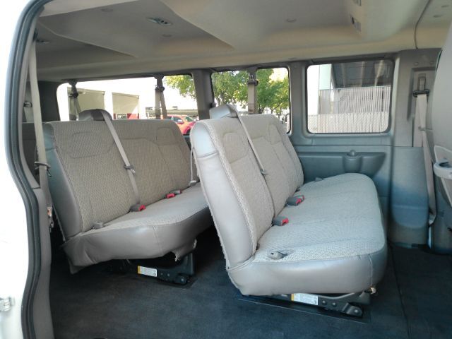 2025 Chevrolet Express Passenger RWD 3500 Extended Wheelbase LT Plano TX