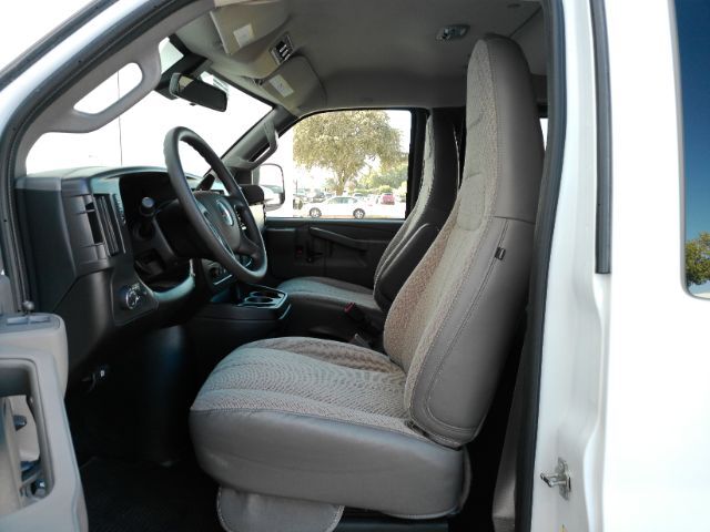 2025 Chevrolet Express Passenger RWD 3500 Extended Wheelbase LT Plano TX
