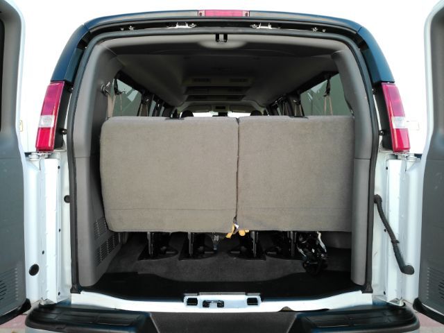 2025 Chevrolet Express Passenger RWD 3500 Extended Wheelbase LT Plano TX