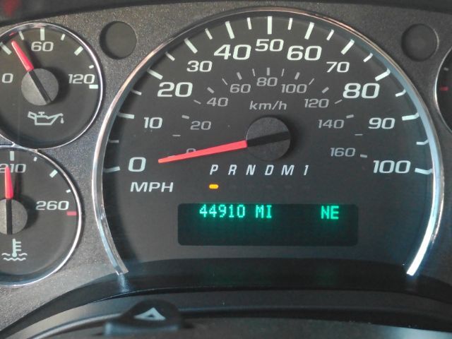 2025 Chevrolet Express Passenger RWD 3500 Extended Wheelbase LT Plano TX