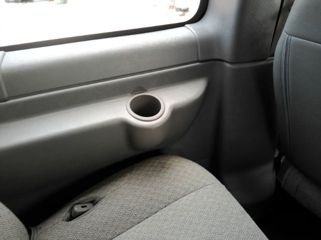 2025 Chevrolet Express Passenger RWD 3500 Extended Wheelbase LT Plano TX