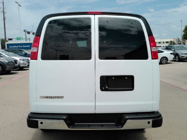 2025 Chevrolet Express Passenger RWD 3500 Extended Wheelbase LT Plano TX