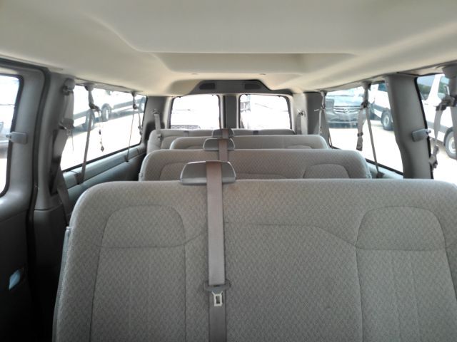 2025 Chevrolet Express Passenger RWD 3500 Extended Wheelbase LT Plano TX