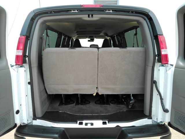 2025 Chevrolet Express Passenger RWD 3500 Extended Wheelbase LT Plano TX