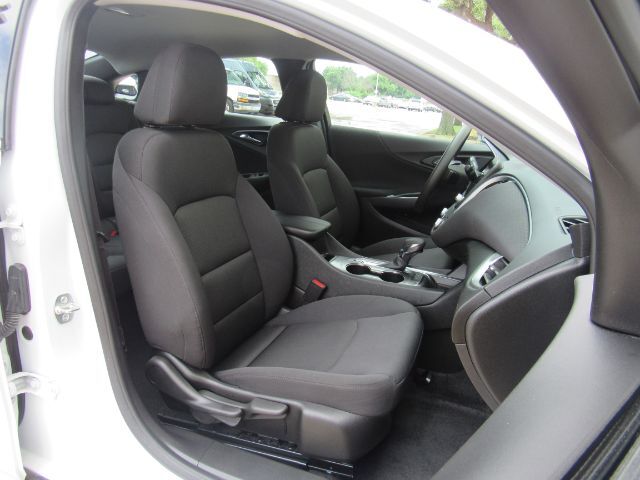 2025 Chevrolet Malibu FWD 1LT Plano TX