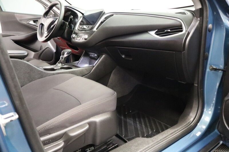 2025 Chevrolet Malibu LS Sedan 1.5L Turbo 4 Cylinder Touch Screen FREE WARRANTY Arlington TX