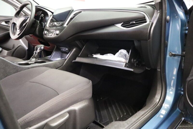 2025 Chevrolet Malibu LS Sedan 1.5L Turbo 4 Cylinder Touch Screen FREE WARRANTY Arlington TX