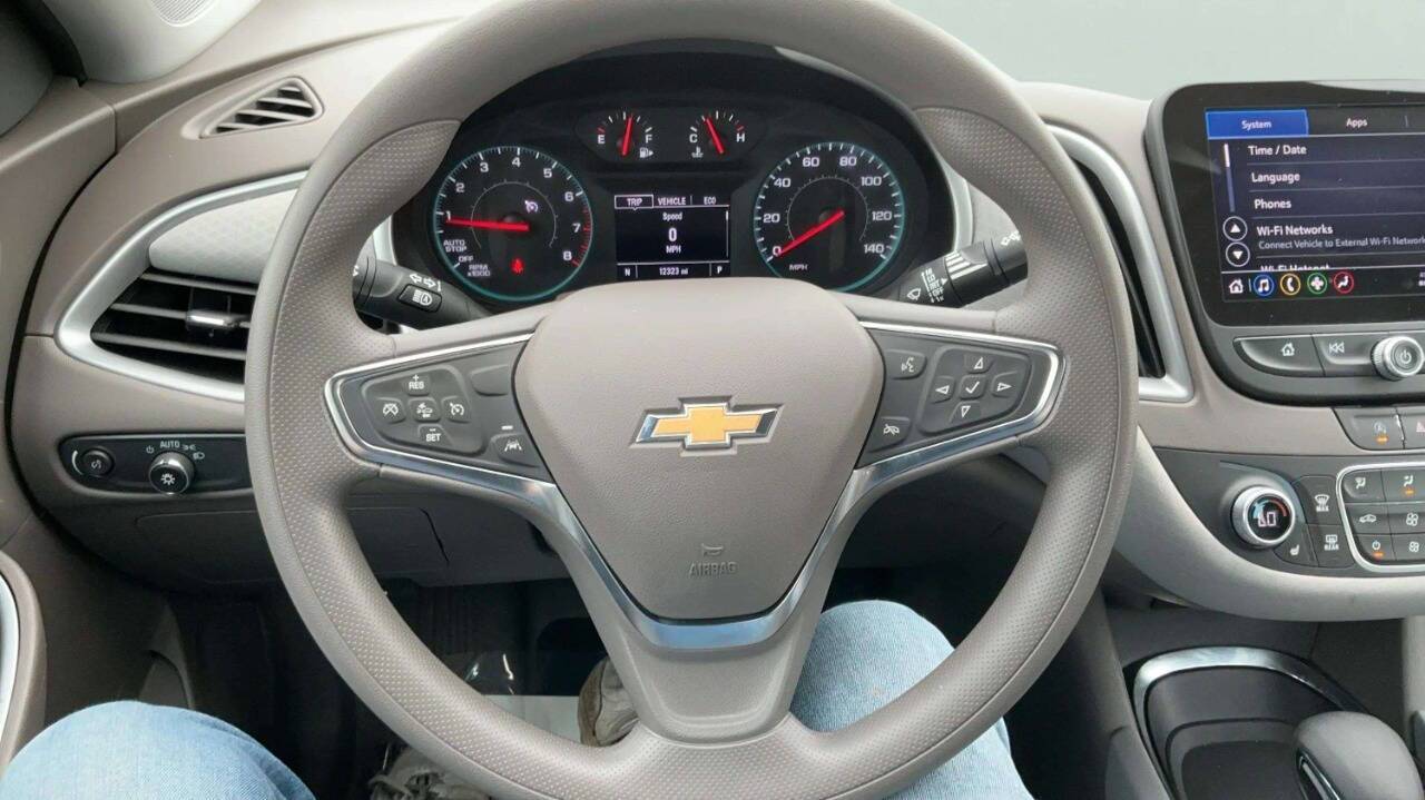 2025 Chevrolet Malibu LT 4dr Sedan w/1LT Chesterfield MI