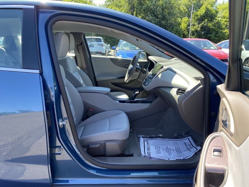 2025 Chevrolet Malibu LT Springfield PA