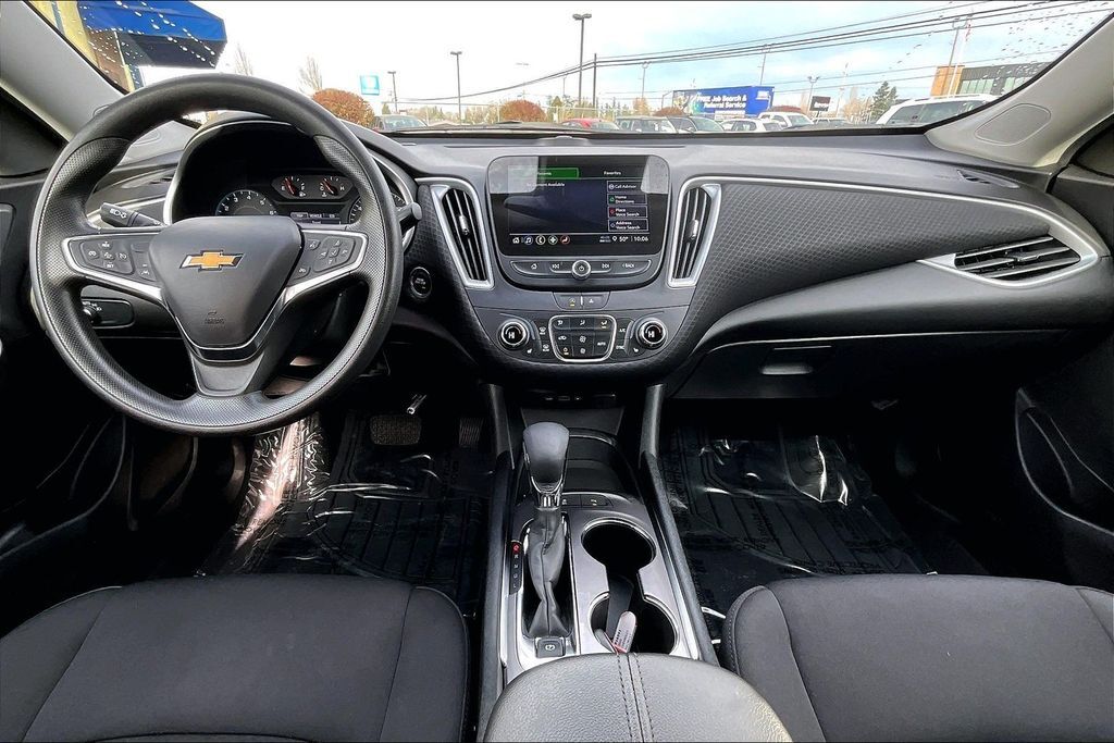 2025 Chevrolet Malibu LT OR