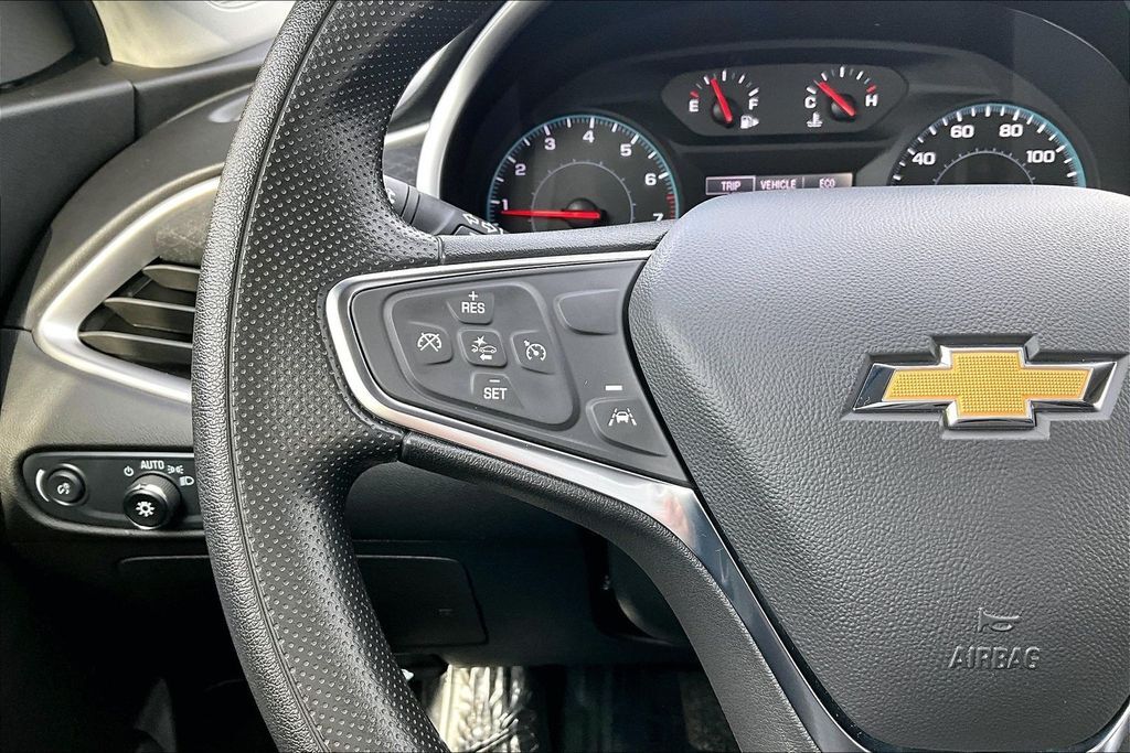 2025 Chevrolet Malibu LT OR