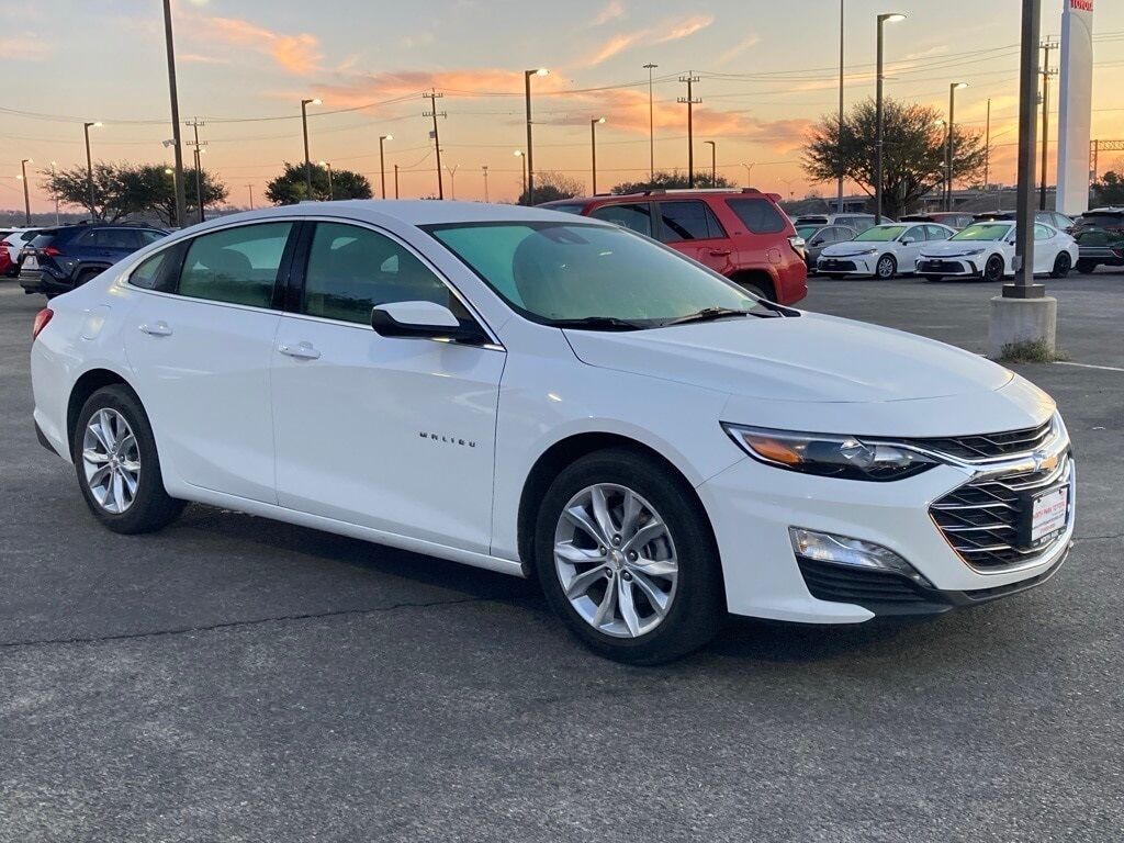 2025 Chevrolet Malibu LT