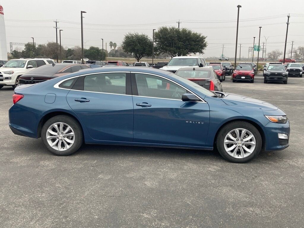 2025 Chevrolet Malibu LT