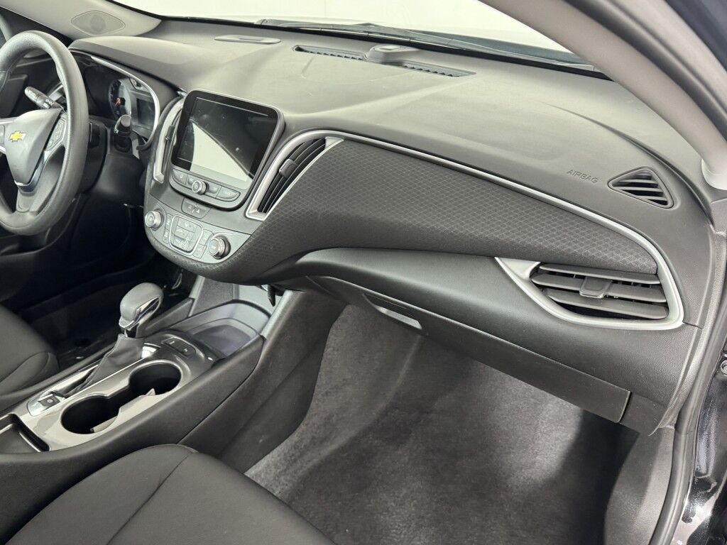 2025 Chevrolet Malibu Sdn LS Maumee OH