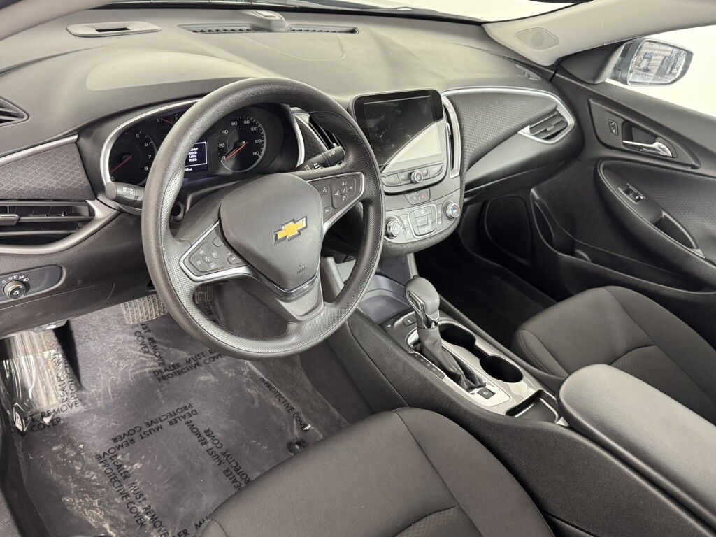2025 Chevrolet Malibu Sdn LS Maumee OH