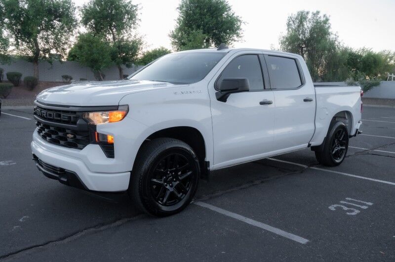 2025 Chevrolet Silverado 1500 2WD Crew Cab 147" Custom Pickup Truck