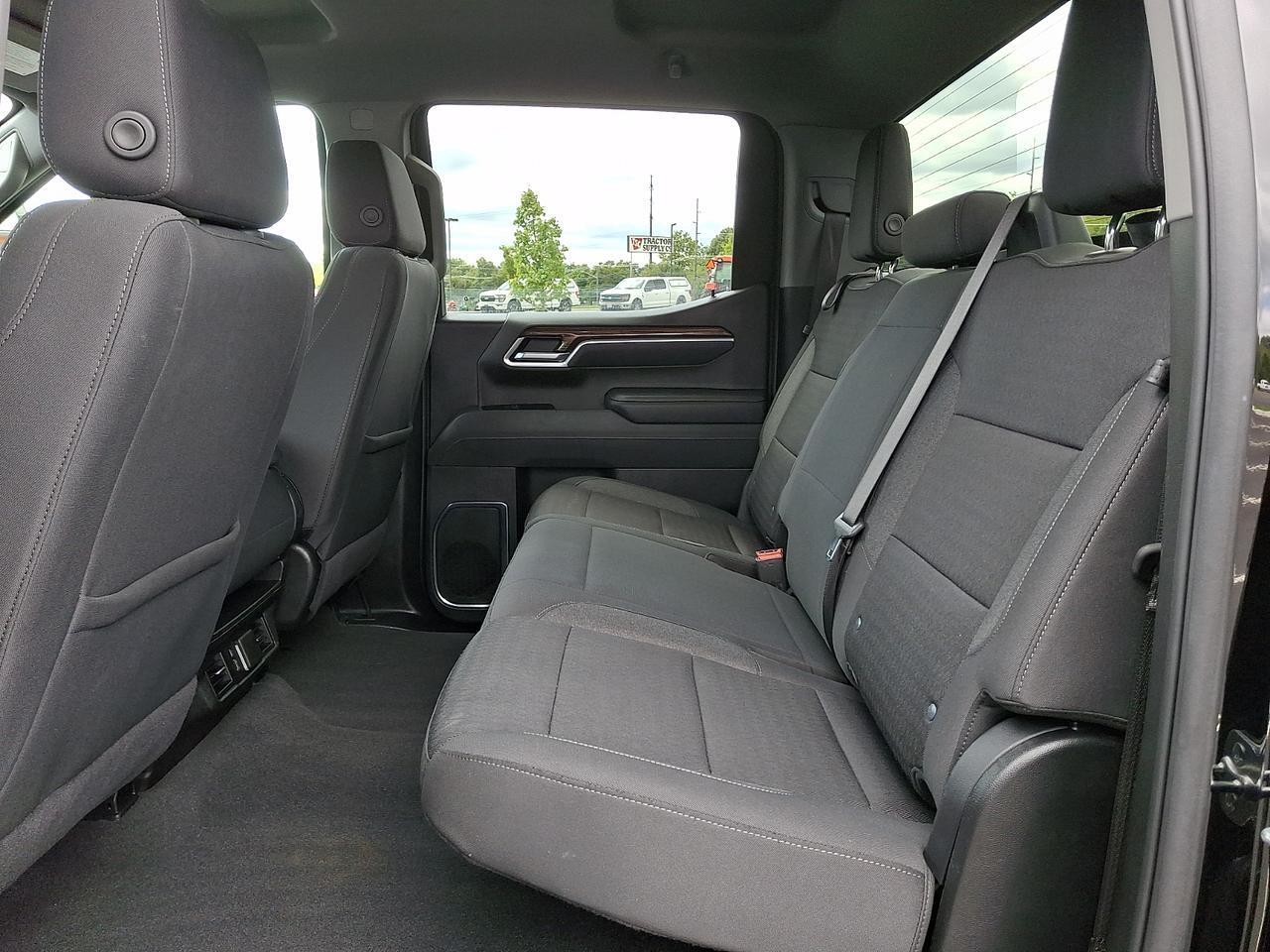 2025 Chevrolet Silverado 1500 4WD Crew Cab Standard Bed LT Vineland NJ
