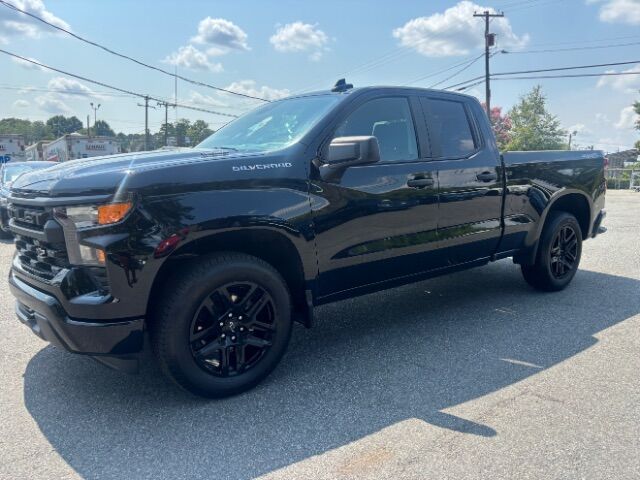 2025 Chevrolet Silverado 1500 4WD Double Cab Standard Bed Custom