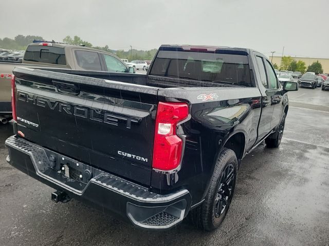2025 Chevrolet Silverado 1500 4WD Double Cab Standard Bed Custom Charlotte NC