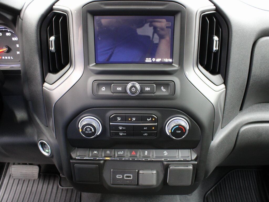 2025 Chevrolet Silverado 1500 4x4 Crew Cab Custom Trail Boss Fond du Lac WI
