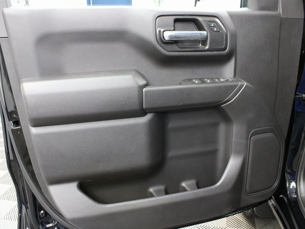 2025 Chevrolet Silverado 1500 4x4 Crew Cab Custom Trail Boss Fond du Lac WI