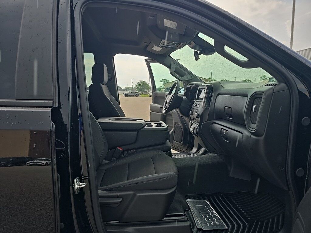 2025 Chevrolet Silverado 1500 4x4 Crew Cab Custom Trail Boss Fond du Lac WI
