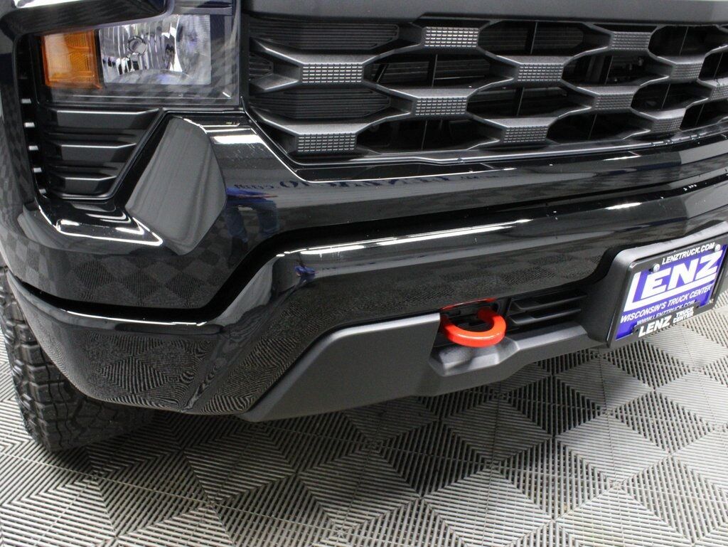 2025 Chevrolet Silverado 1500 4x4 Crew Cab Custom Trail Boss Fond du Lac WI