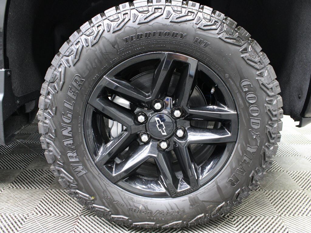 2025 Chevrolet Silverado 1500 4x4 Crew Cab Custom Trail Boss Fond du Lac WI