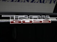 2025 Chevrolet Silverado 1500 4x4 Crew Cab Custom Trail Boss Fond du Lac WI