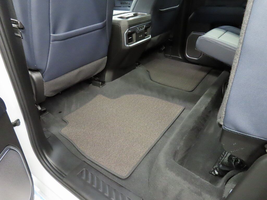 2025 Chevrolet Silverado 1500 4x4 Crew Cab High Country Fond du Lac WI