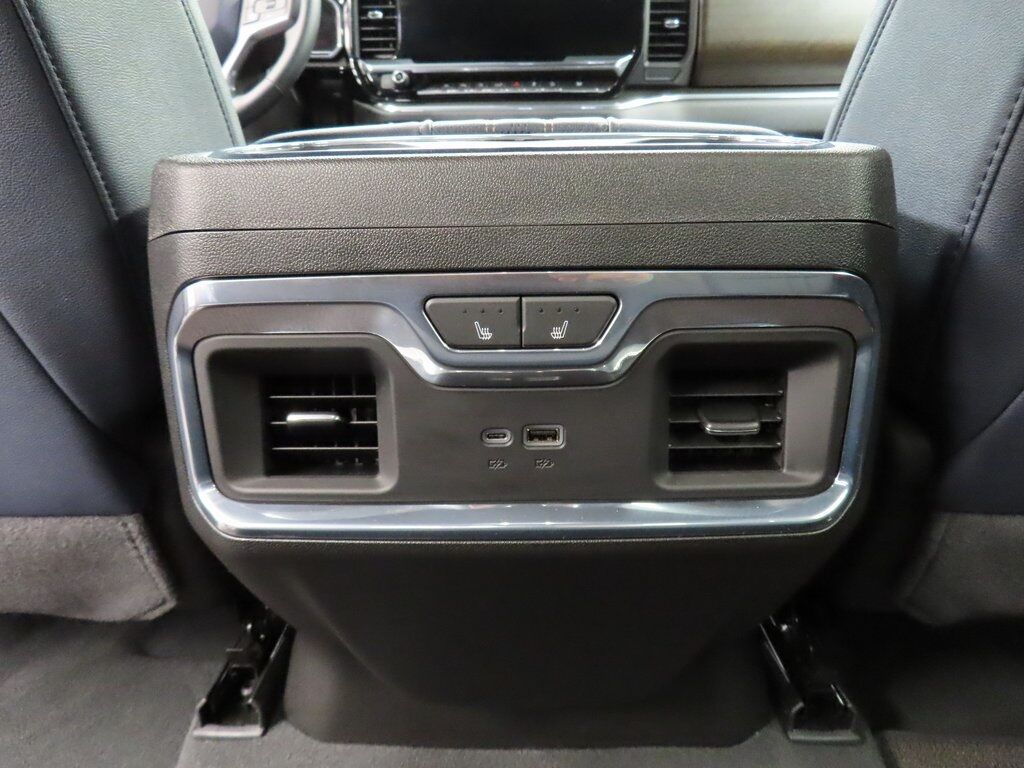 2025 Chevrolet Silverado 1500 4x4 Crew Cab High Country Fond du Lac WI