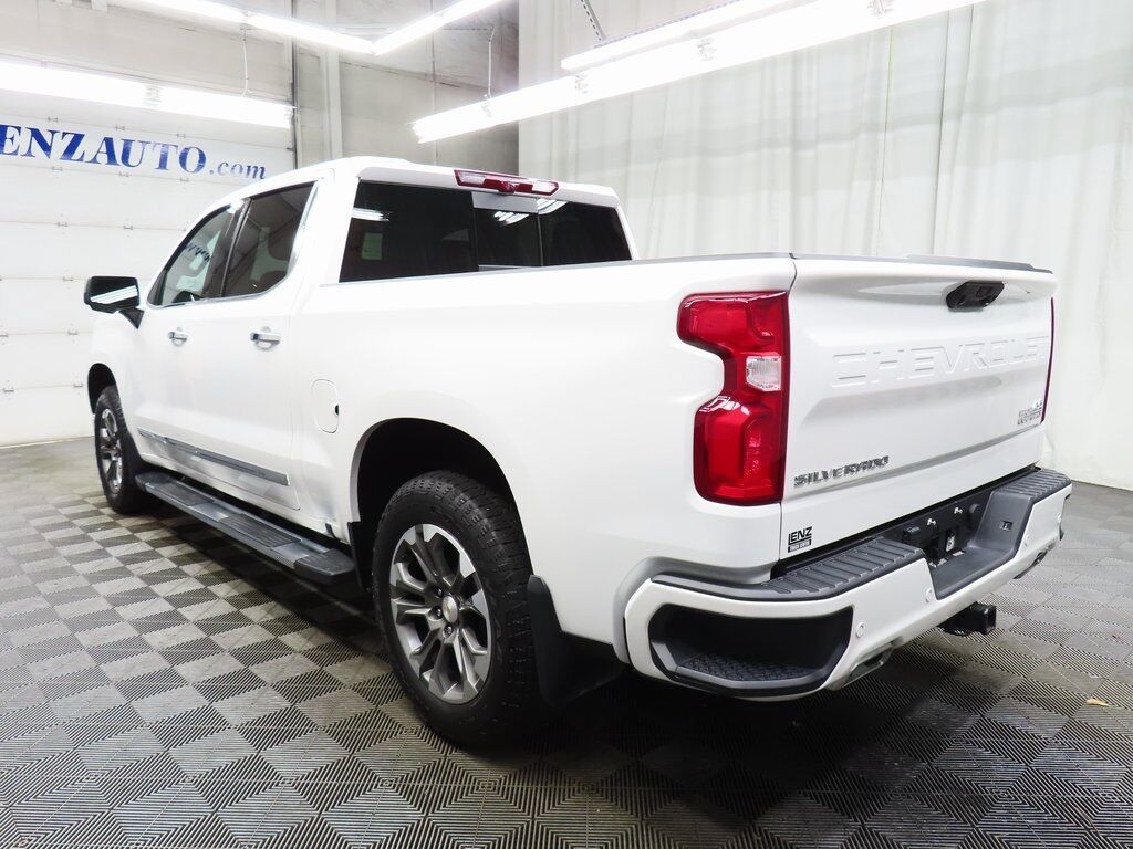 2025 Chevrolet Silverado 1500 4x4 Crew Cab High Country Fond du Lac WI