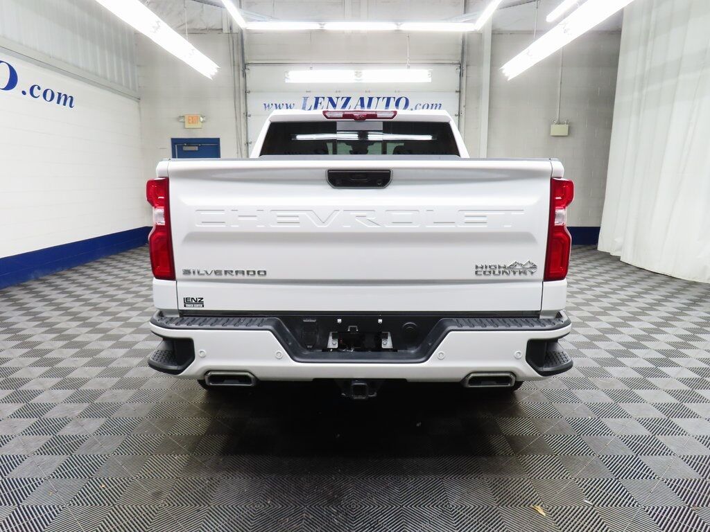 2025 Chevrolet Silverado 1500 4x4 Crew Cab High Country Fond du Lac WI