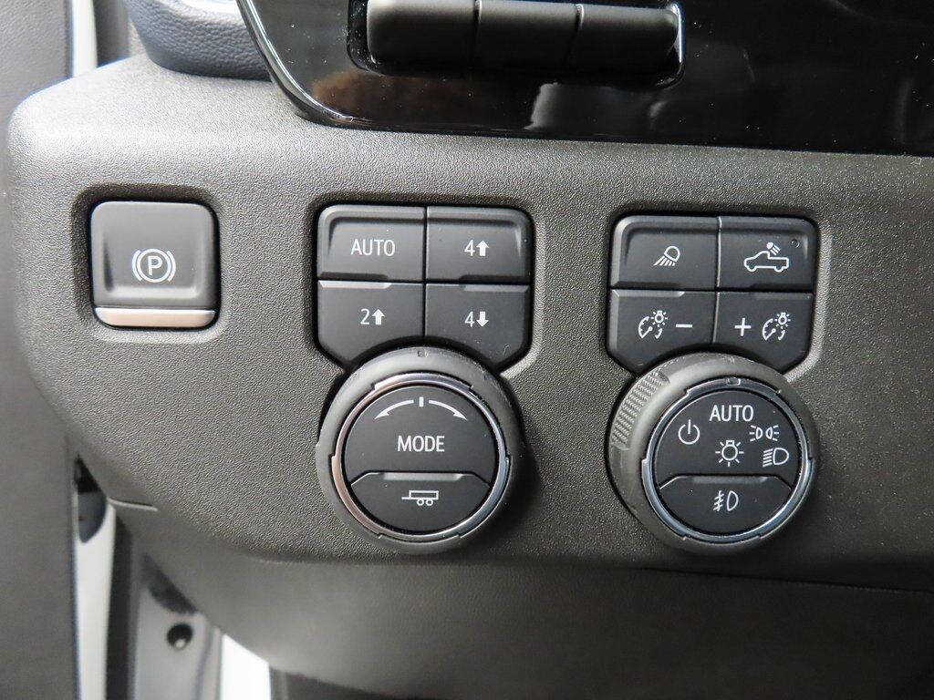 2025 Chevrolet Silverado 1500 4x4 Crew Cab High Country Fond du Lac WI