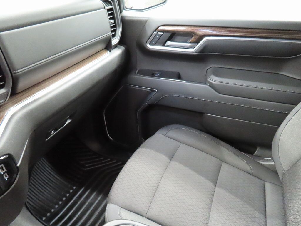 2025 Chevrolet Silverado 1500 4x4 Crew Cab LT Fond du Lac WI