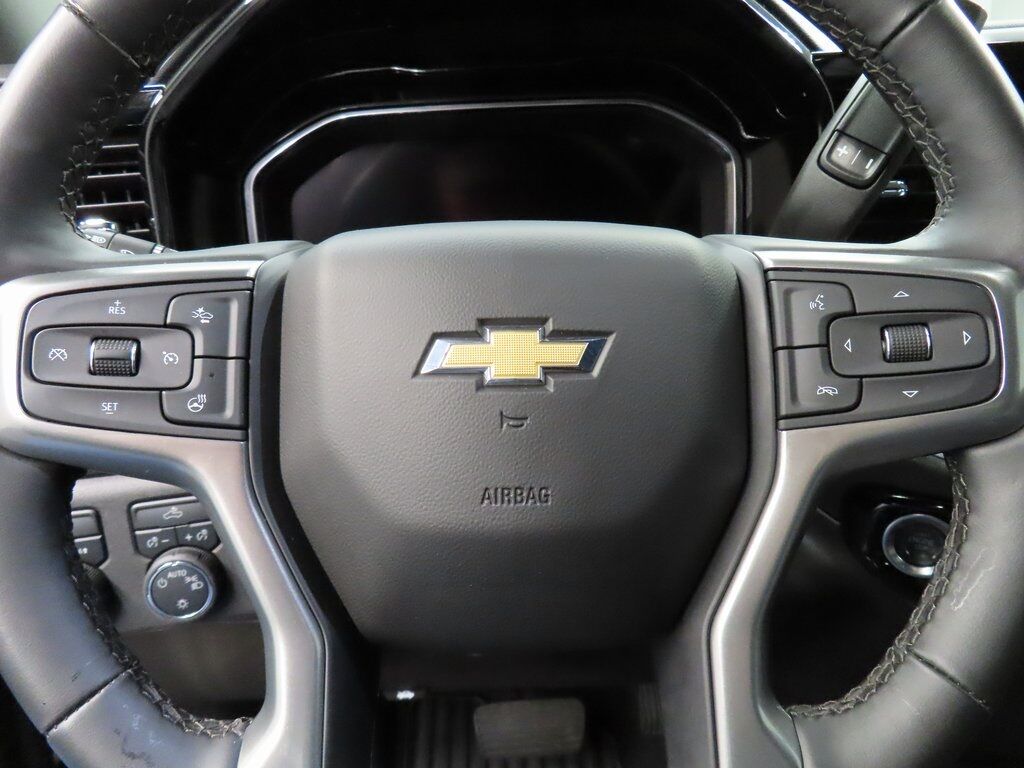 2025 Chevrolet Silverado 1500 4x4 Crew Cab LT Fond du Lac WI