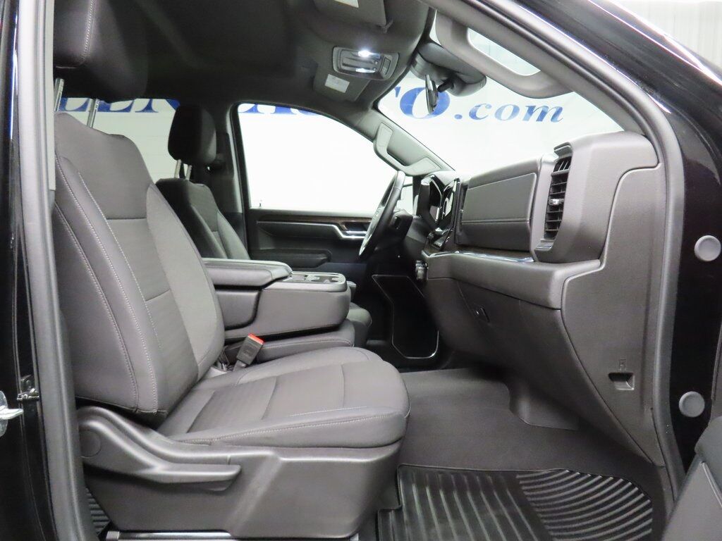 2025 Chevrolet Silverado 1500 4x4 Crew Cab LT Fond du Lac WI