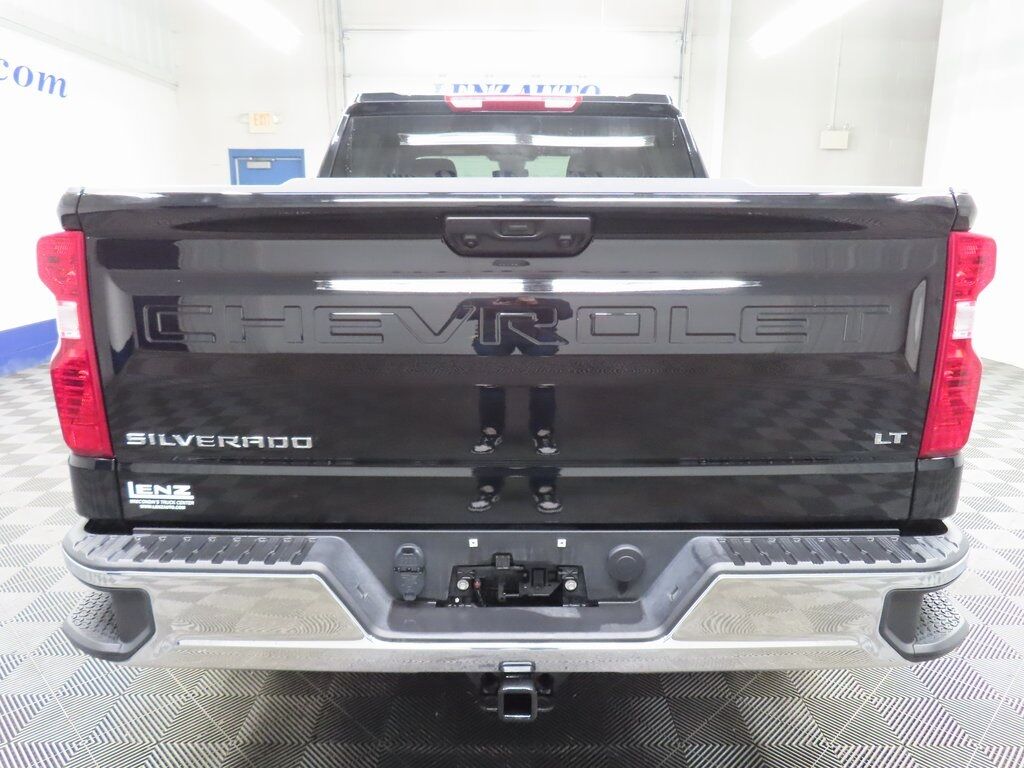 2025 Chevrolet Silverado 1500 4x4 Crew Cab LT Fond du Lac WI