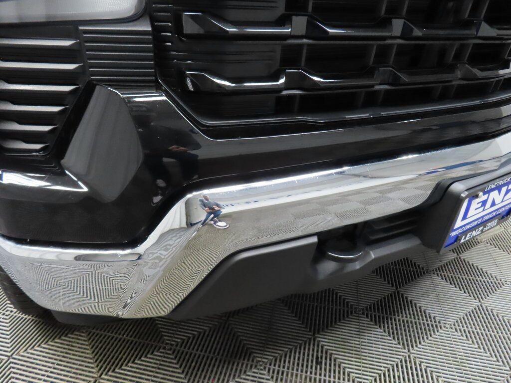 2025 Chevrolet Silverado 1500 4x4 Crew Cab LT Fond du Lac WI