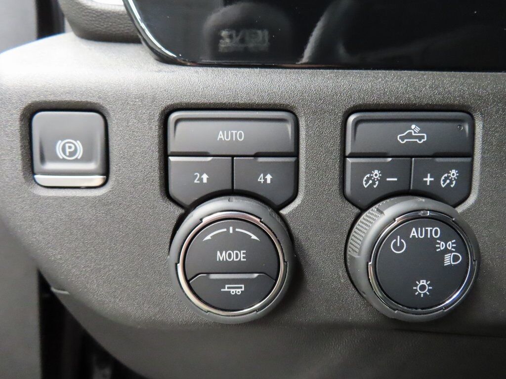 2025 Chevrolet Silverado 1500 4x4 Crew Cab LT Fond du Lac WI