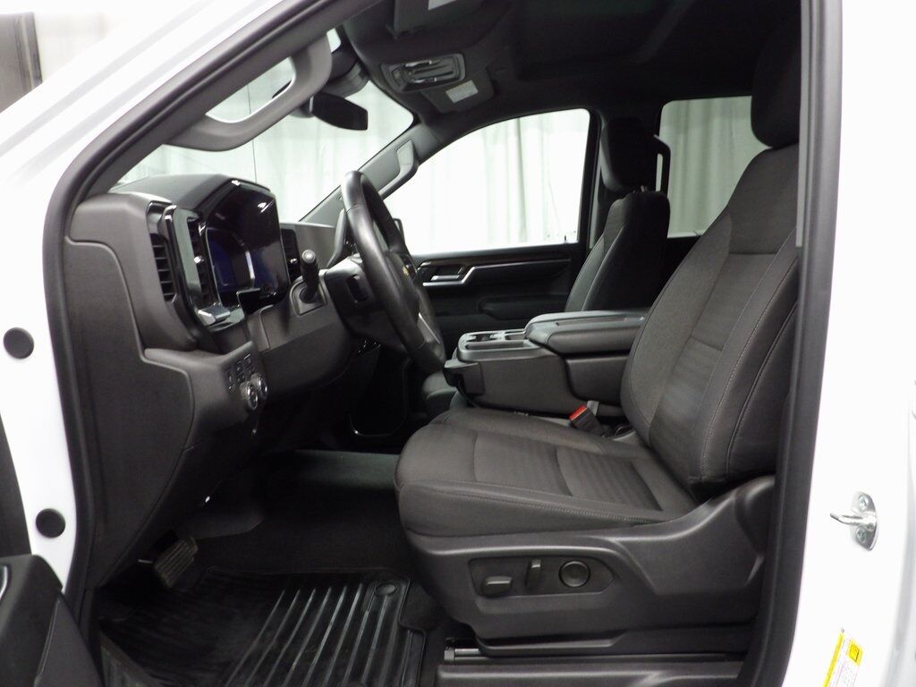 2025 Chevrolet Silverado 1500 4x4 Crew Cab LT Fond du Lac WI