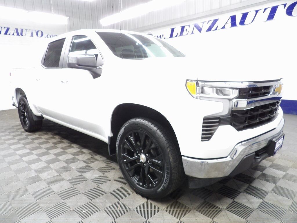 2025 Chevrolet Silverado 1500 4x4 Crew Cab LT Fond du Lac WI