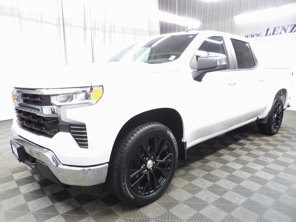 2025 Chevrolet Silverado 1500 4x4 Crew Cab LT Fond du Lac WI