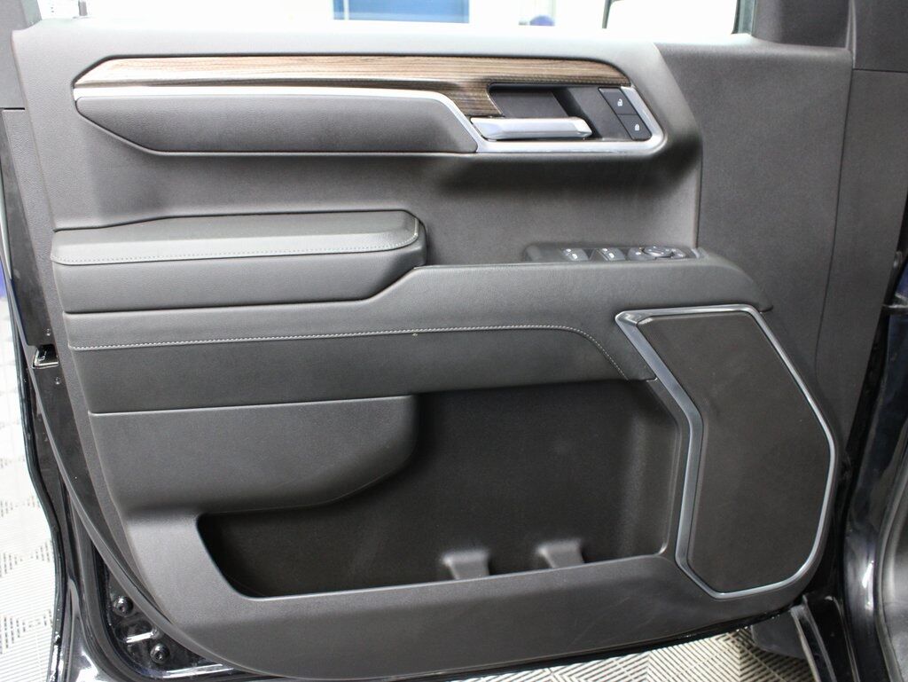 2025 Chevrolet Silverado 1500 4x4 Crew Cab LT Fond du Lac WI