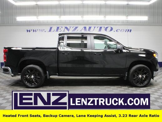 2025_Chevrolet_Silverado 1500_4x4 Crew Cab LT_ Fond du Lac WI