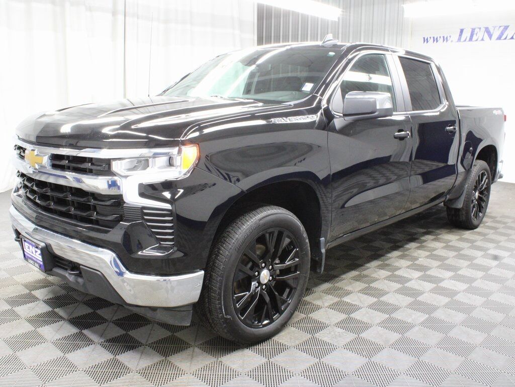 2025 Chevrolet Silverado 1500 4x4 Crew Cab LT Fond du Lac WI